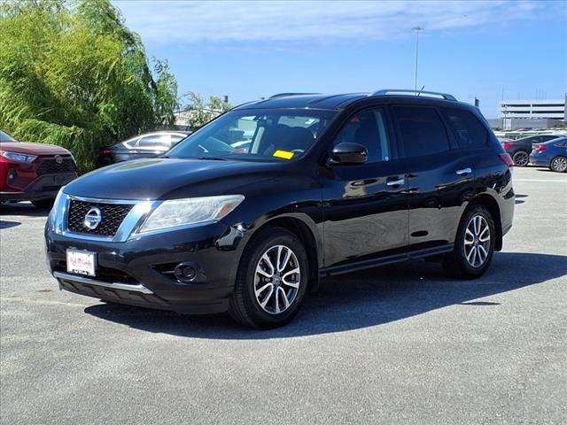 2015 Nissan Pathfinder S