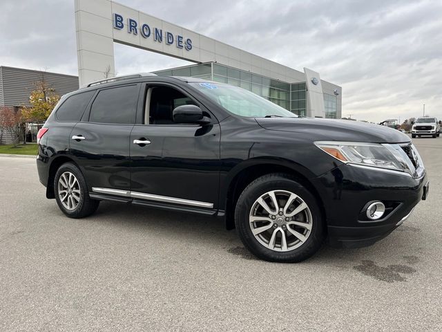 2015 Nissan Pathfinder SL