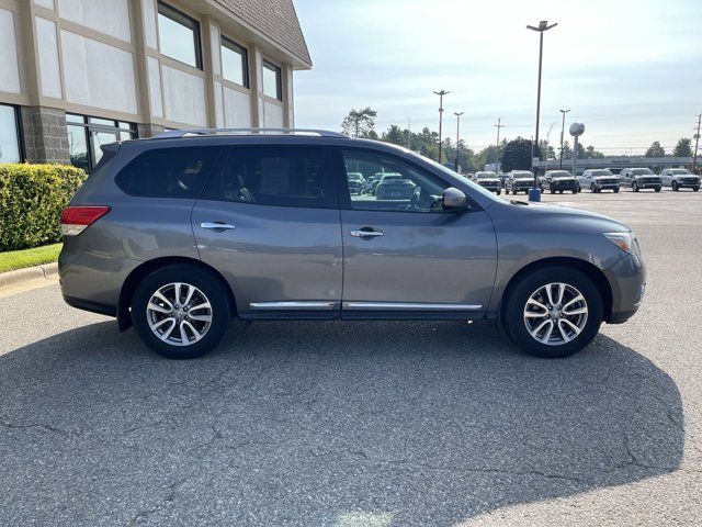 2015 Nissan Pathfinder SL