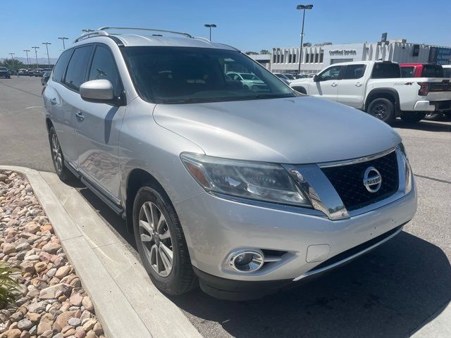 2015 Nissan Pathfinder SL
