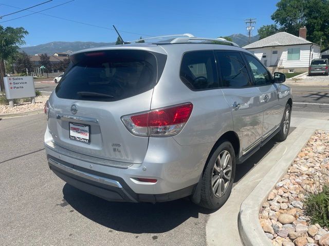 2015 Nissan Pathfinder SL