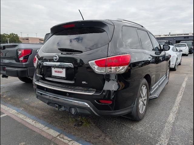 2015 Nissan Pathfinder SL