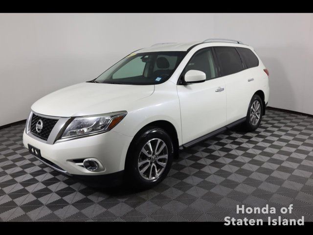 2015 Nissan Pathfinder SV