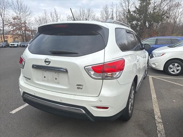 2015 Nissan Pathfinder SV