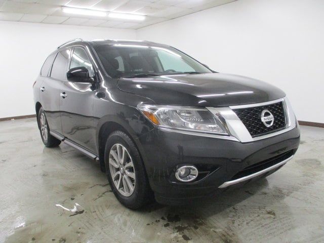 2015 Nissan Pathfinder SV