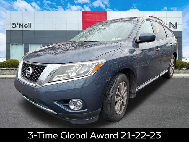 2015 Nissan Pathfinder SV