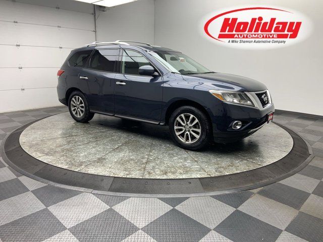 2015 Nissan Pathfinder SV