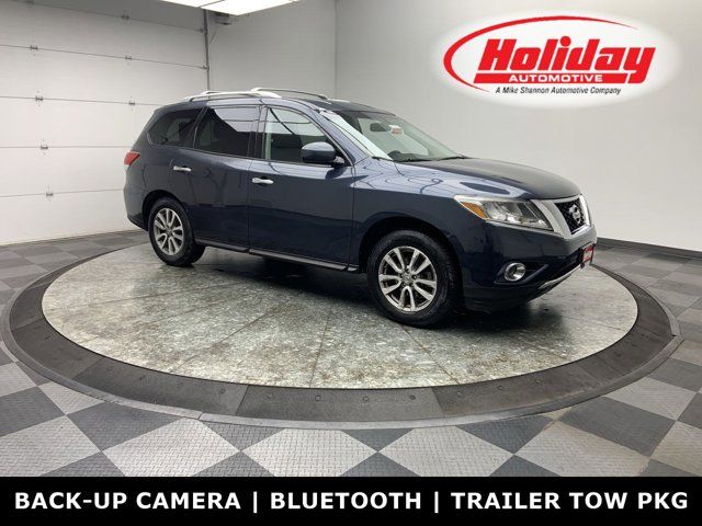 2015 Nissan Pathfinder SV