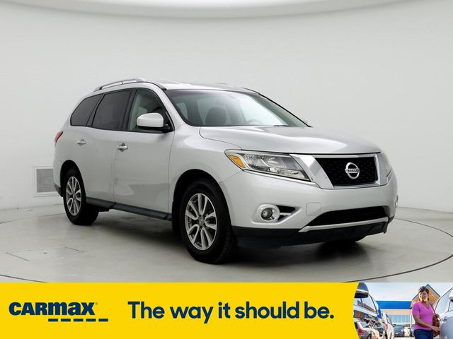 2015 Nissan Pathfinder SV