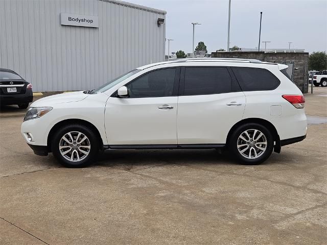 2015 Nissan Pathfinder SV