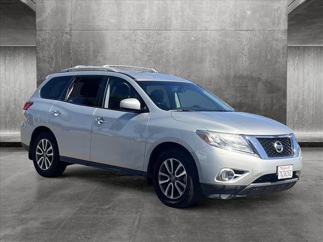 2015 Nissan Pathfinder SV