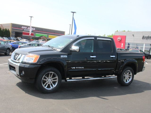 2015 Nissan Titan SL