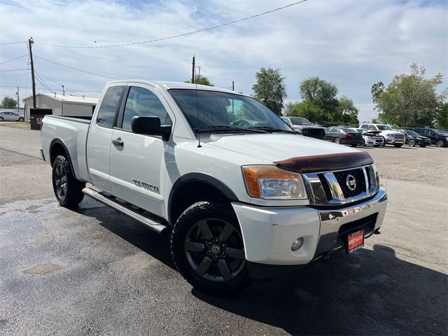 2015 Nissan Titan SV