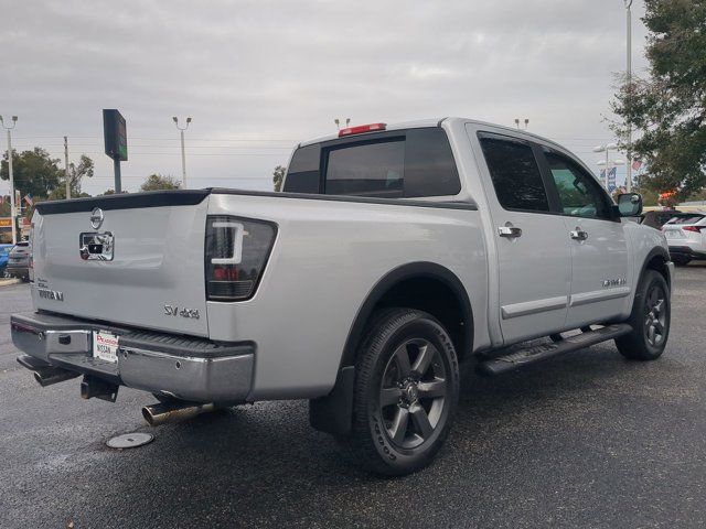 2015 Nissan Titan SV