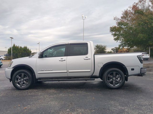 2015 Nissan Titan SV