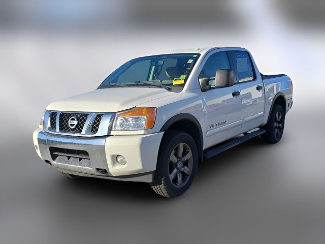 2015 Nissan Titan SV