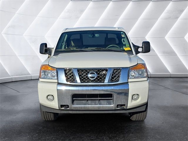 2015 Nissan Titan SV