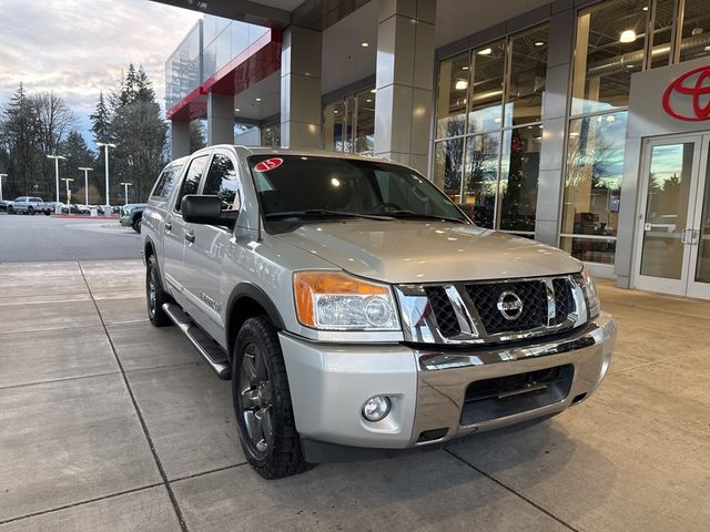 2015 Nissan Titan SV