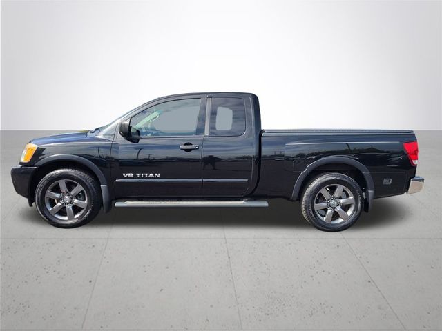 2015 Nissan Titan SV