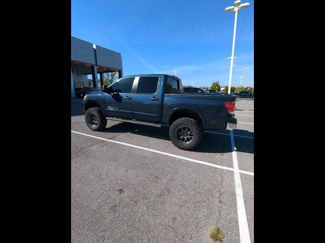 2015 Nissan Titan SV