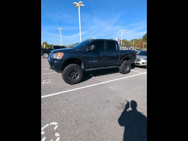 2015 Nissan Titan SV