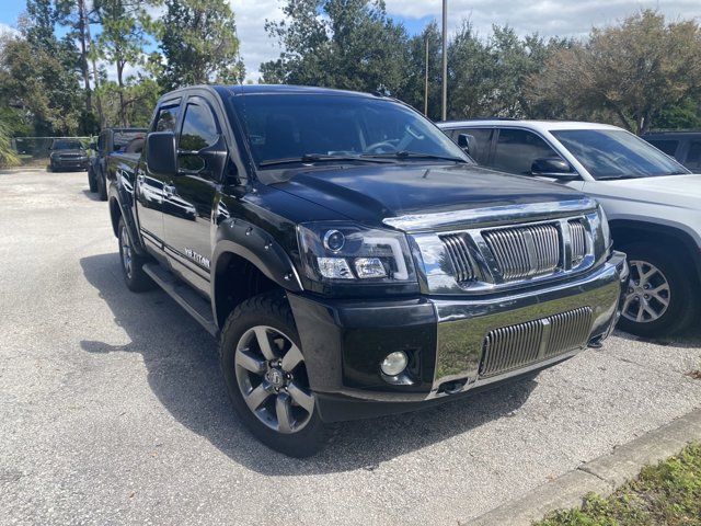 2015 Nissan Titan SV