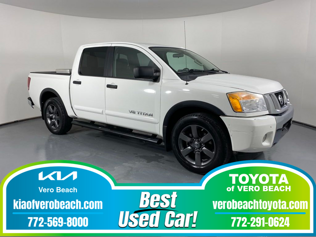 2015 Nissan Titan SV