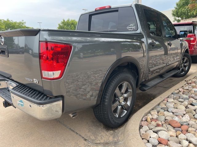 2015 Nissan Titan SV