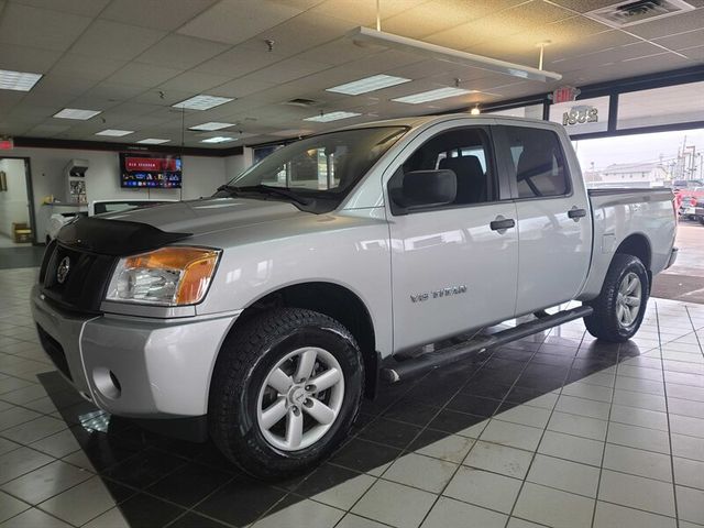 2015 Nissan Titan SV