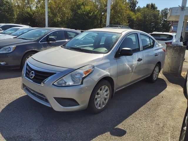 2015 Nissan Versa S Plus