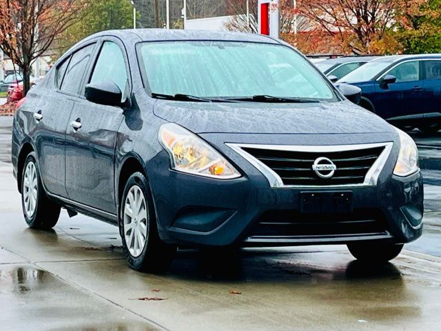 2015 Nissan Versa SV