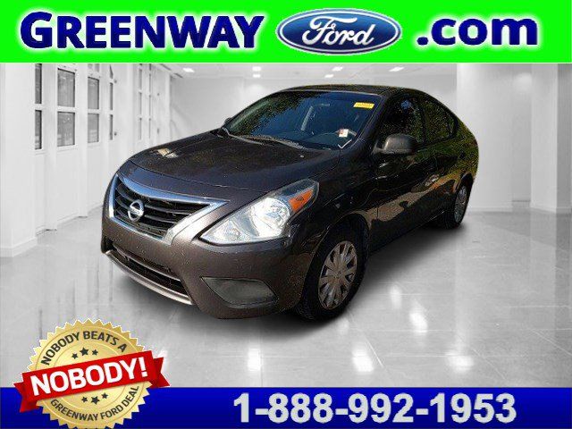 2015 Nissan Versa S