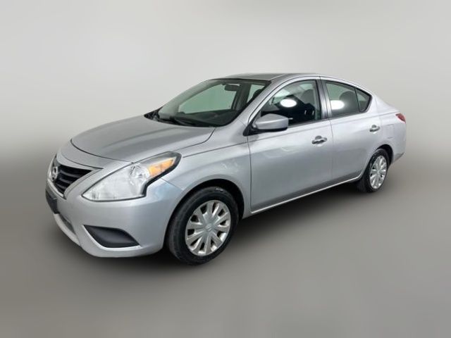 2015 Nissan Versa SV