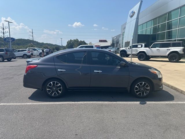 2015 Nissan Versa SL