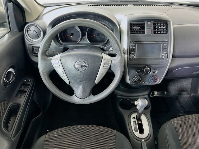 2015 Nissan Versa SL