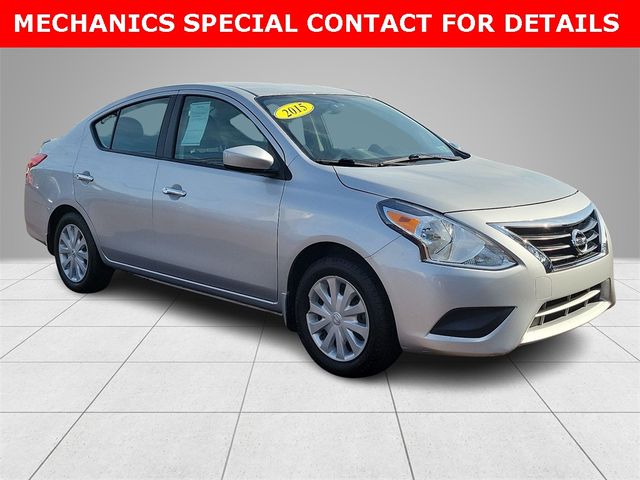 2015 Nissan Versa SV