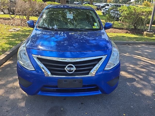 2015 Nissan Versa SV