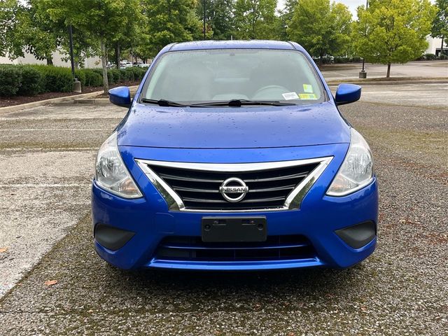 2015 Nissan Versa SV