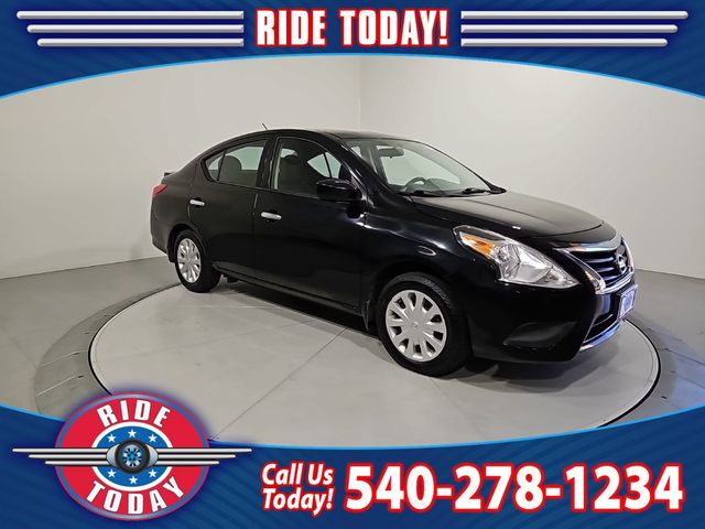 2015 Nissan Versa SV