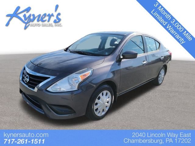 2015 Nissan Versa SV