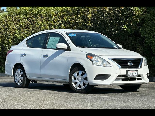 2015 Nissan Versa SV