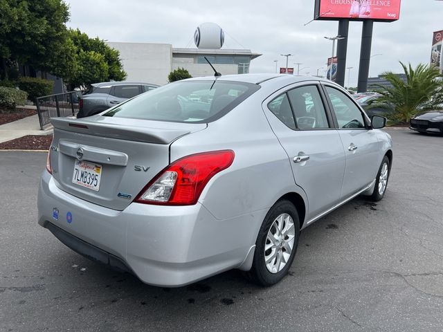 2015 Nissan Versa SV