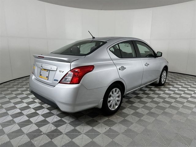 2015 Nissan Versa SV