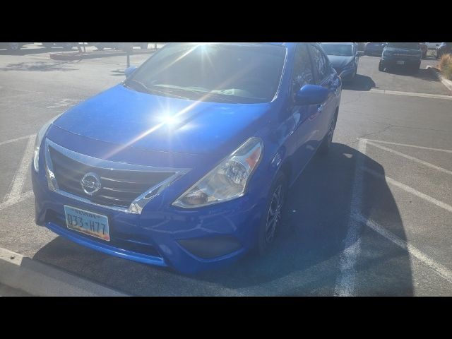 2015 Nissan Versa SV