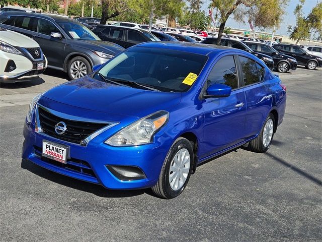 2015 Nissan Versa SV