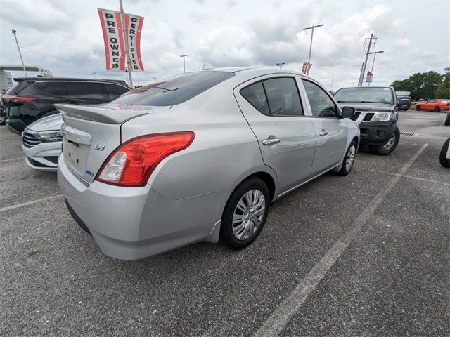 2015 Nissan Versa SV