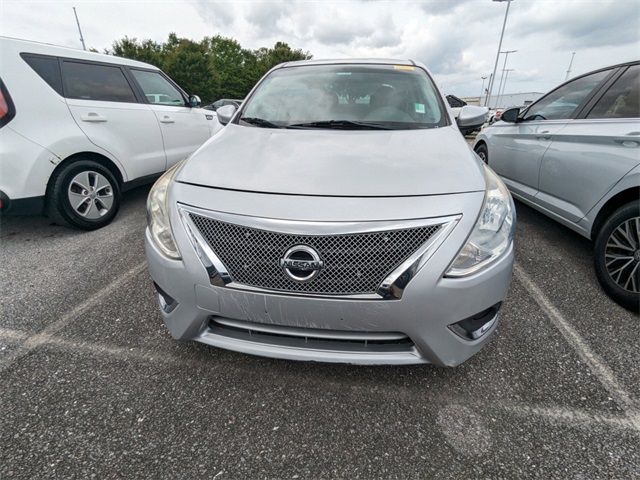 2015 Nissan Versa SV