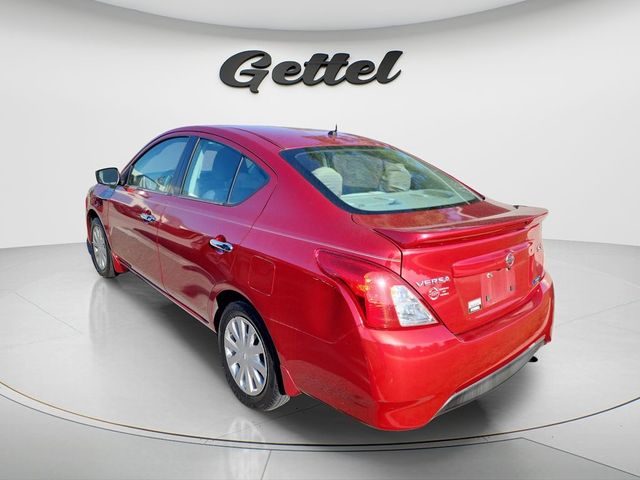 2015 Nissan Versa SV