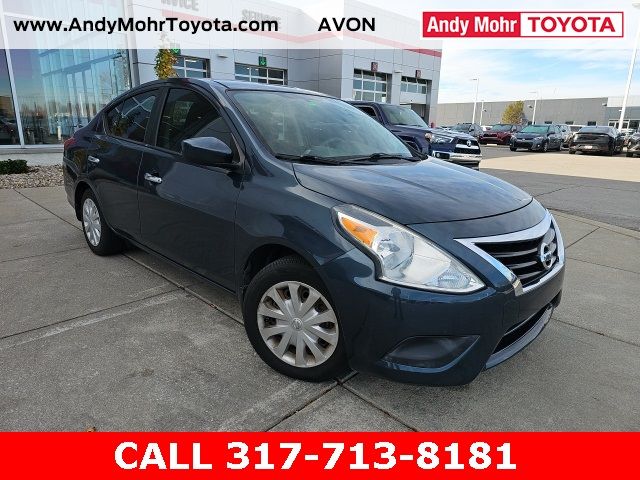 2015 Nissan Versa SV