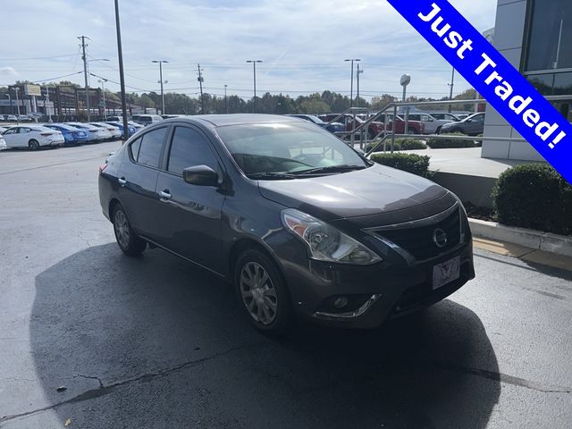 2015 Nissan Versa SV